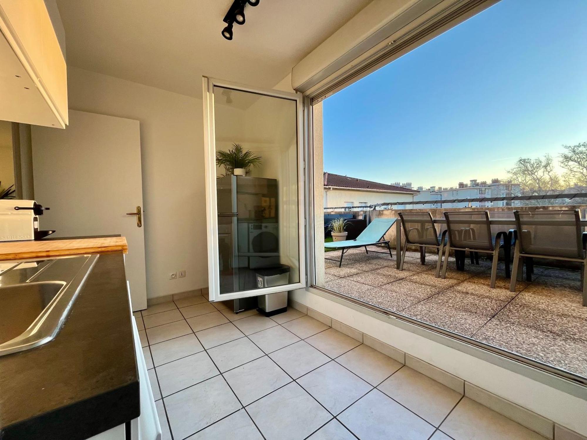Bngo I Immense Rooftop Lyon I 2 Chambres, 4 Places Parkings, 2 Immenses Terrasses, 8 Personnes Eksteriør bilde